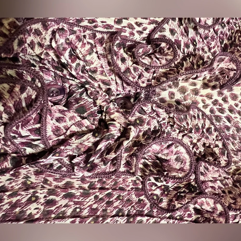 Real Stretch Ruffle Button Down Top - Picture 4 of 5